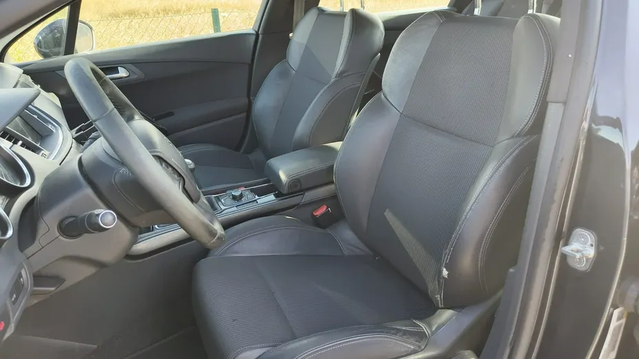 PEUGEOT 508 -
