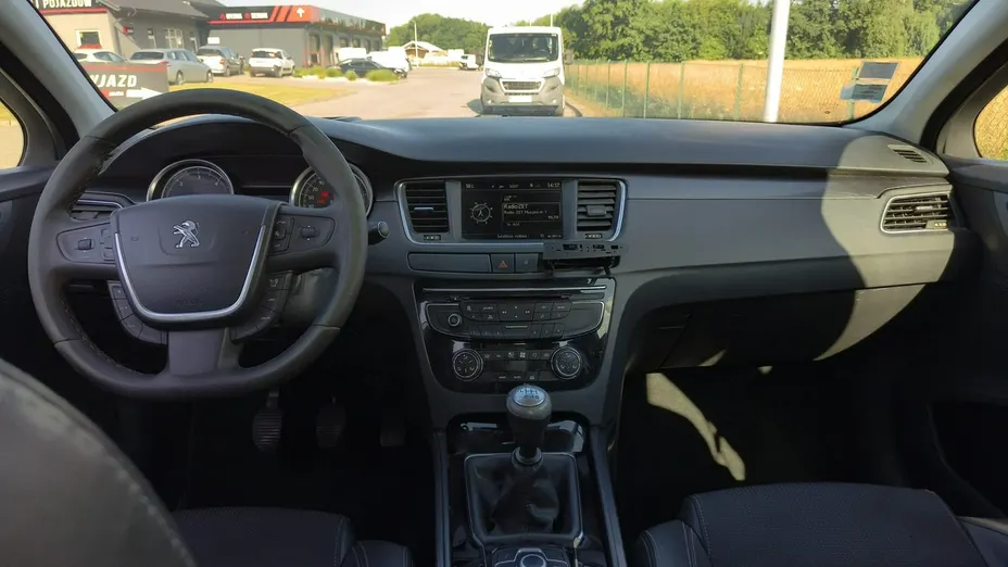 PEUGEOT 508 -
