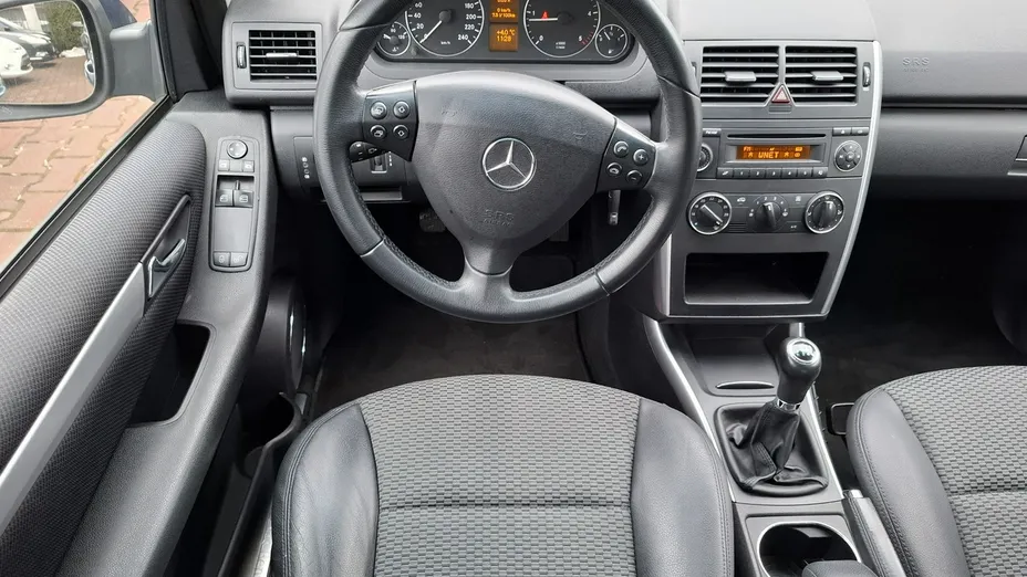 MERCEDES-BENZ A Klasa -
