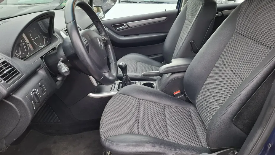MERCEDES-BENZ A Klasa -