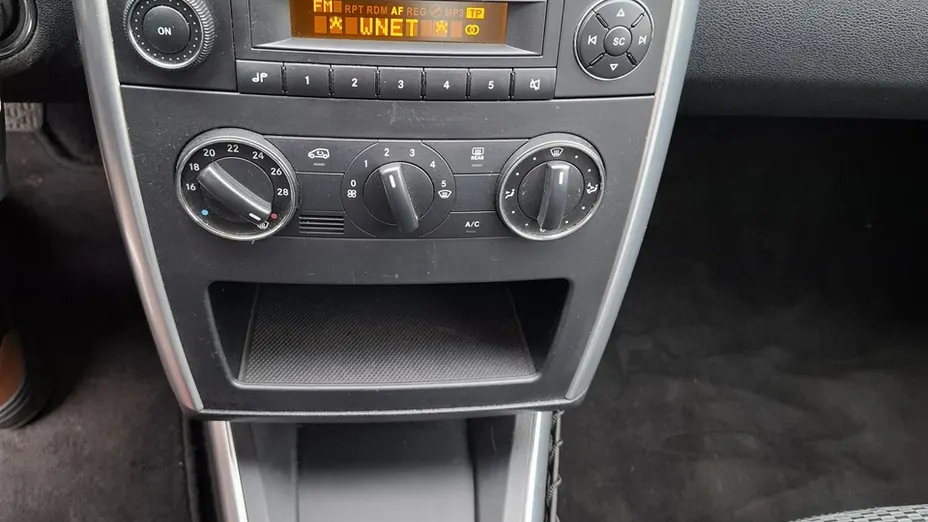 MERCEDES-BENZ A Klasa -