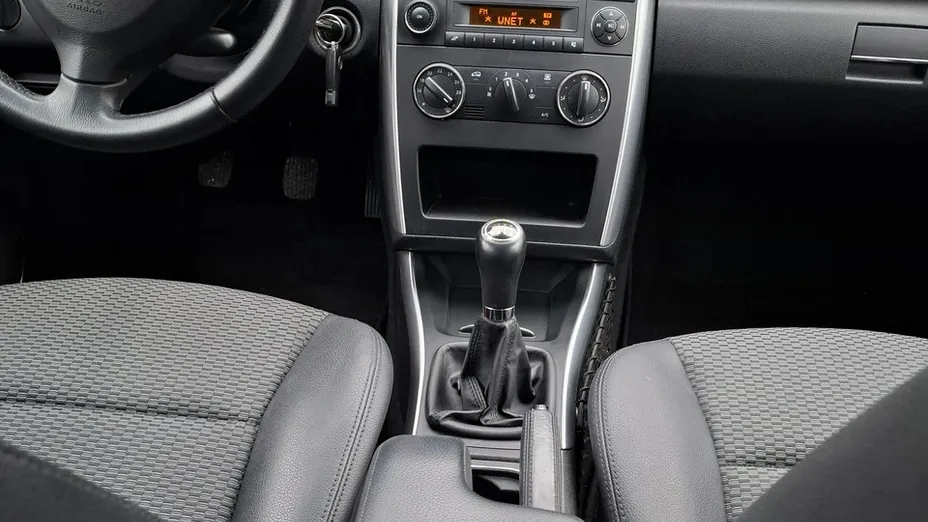 MERCEDES-BENZ A Klasa -