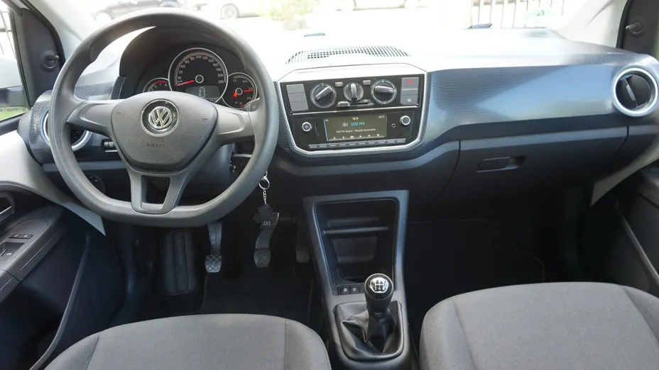 VOLKSWAGEN up! -