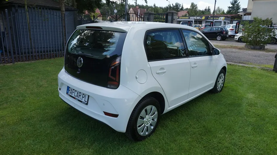 VOLKSWAGEN up! -