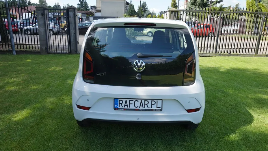 VOLKSWAGEN up! -