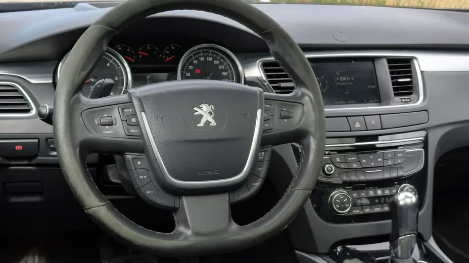 PEUGEOT 508 -