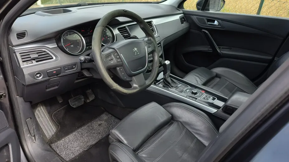 PEUGEOT 508 -