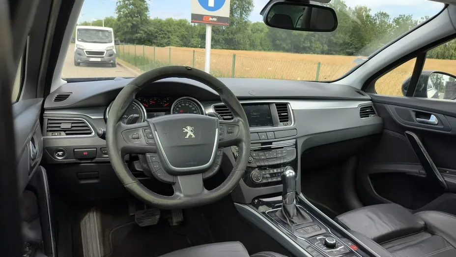 PEUGEOT 508 -