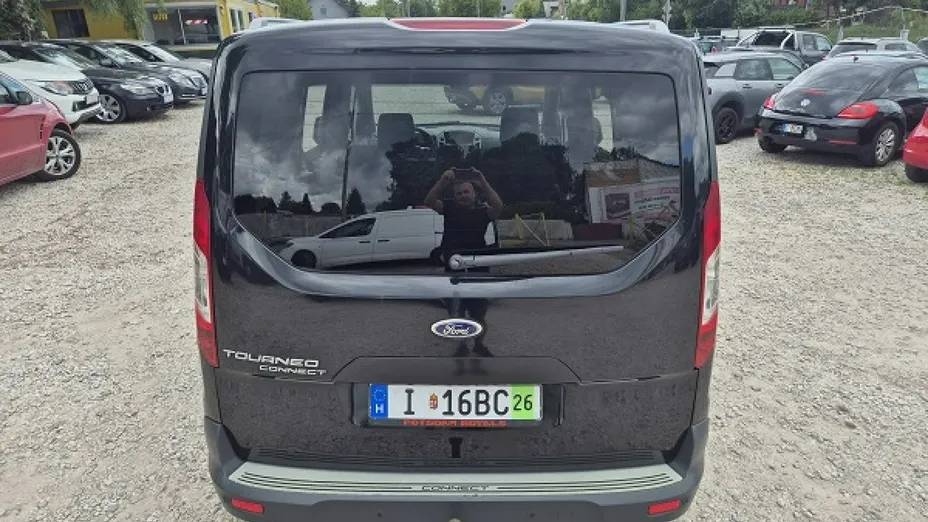 FORD Tourneo Connect -
