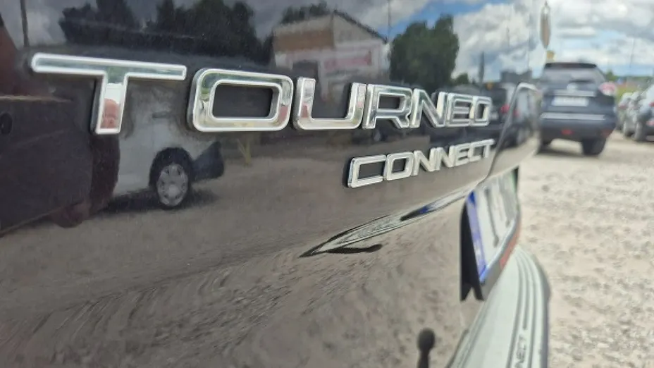 FORD Tourneo Connect -