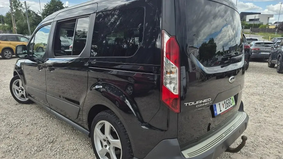 FORD Tourneo Connect -