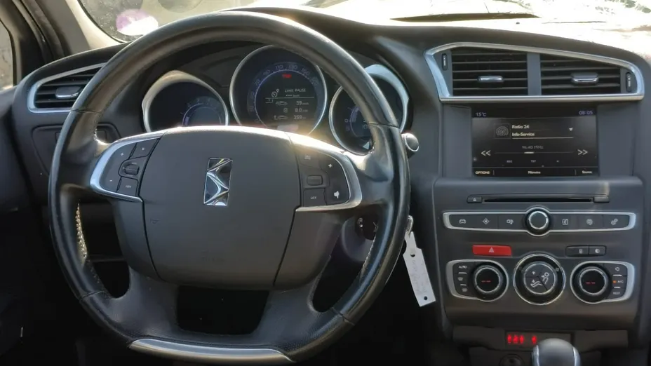 DS DS4 -