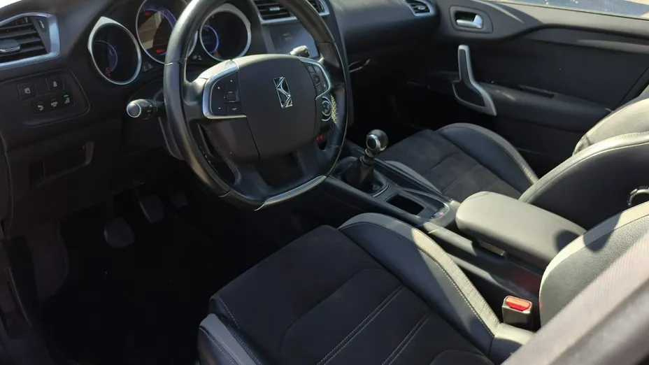 DS DS4 -