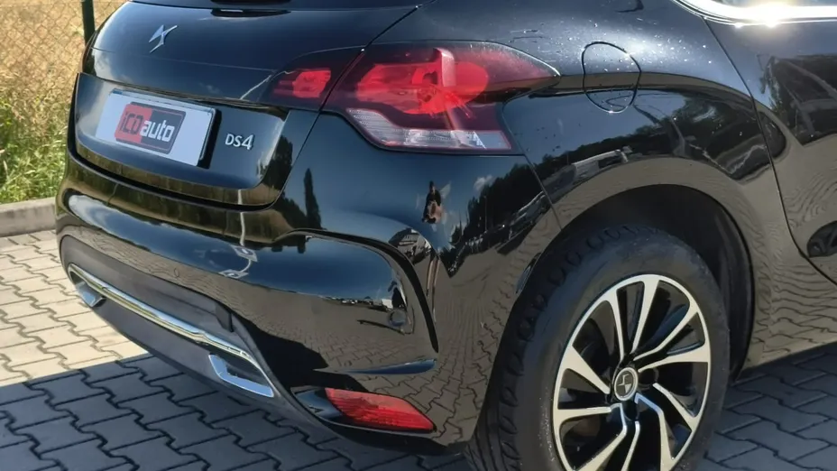 DS DS4 -
