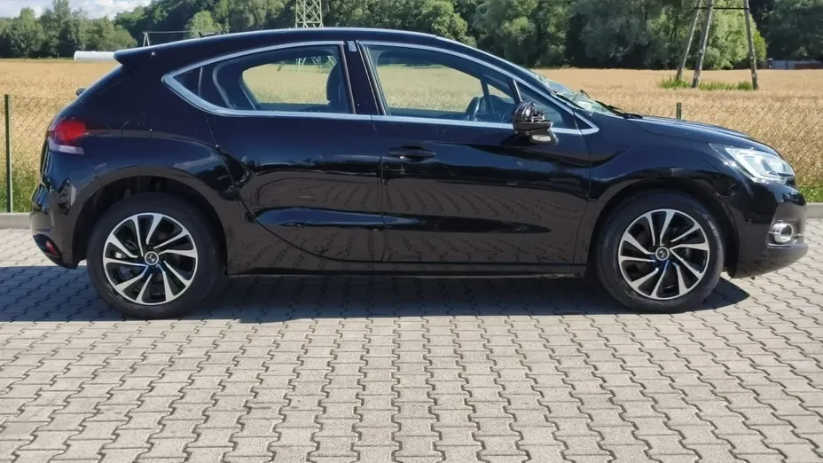 DS DS4 -