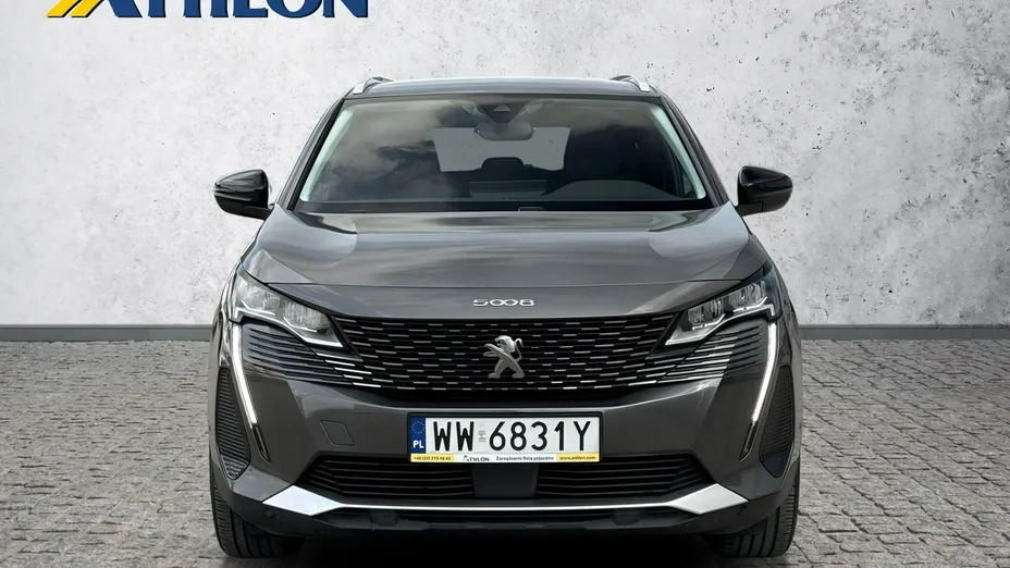 PEUGEOT 5008 -