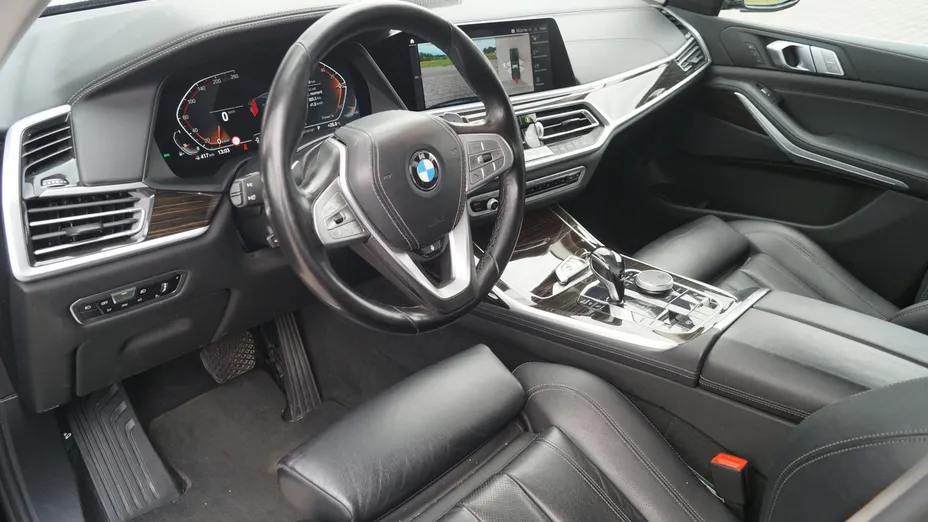 BMW X7 -