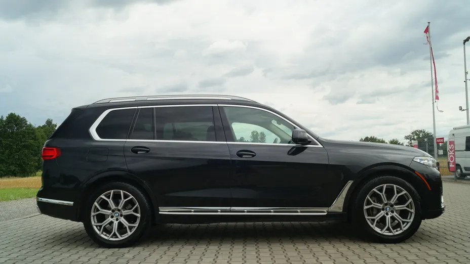 BMW X7 -