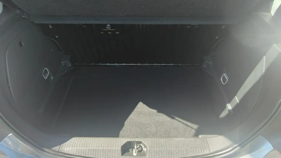 OPEL Corsa -
