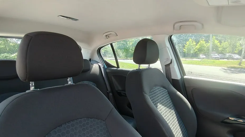 OPEL Corsa -