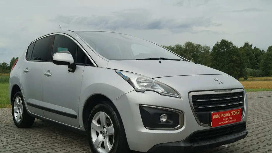 PEUGEOT 3008 -