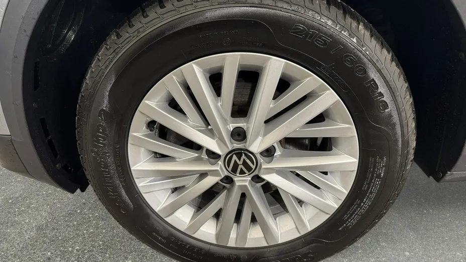 VOLKSWAGEN T-ROC -