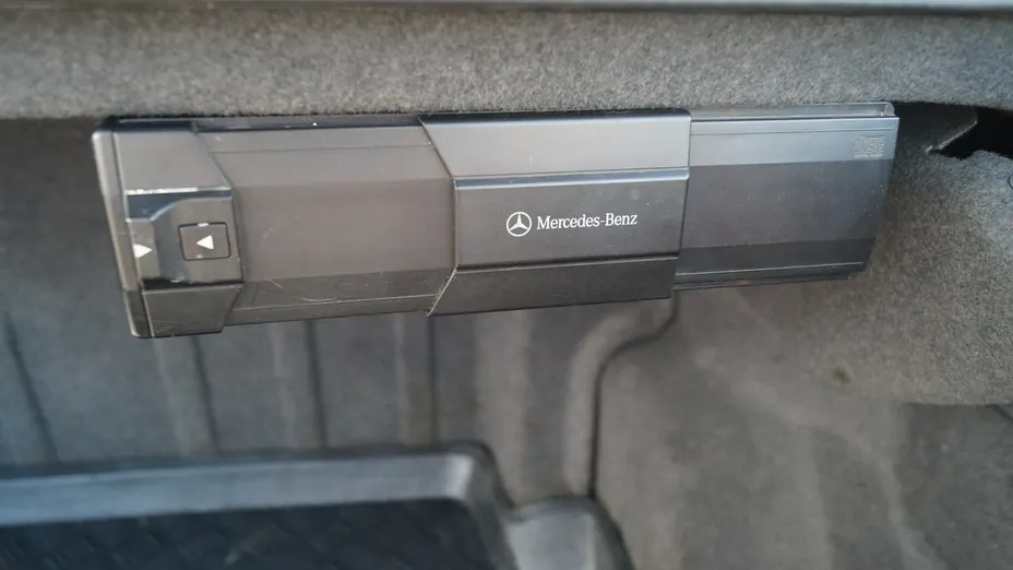 MERCEDES-BENZ S Klasa -