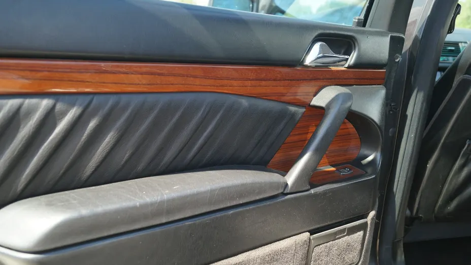 MERCEDES-BENZ S Klasa -