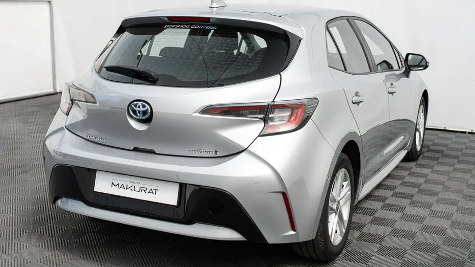 TOYOTA Corolla -