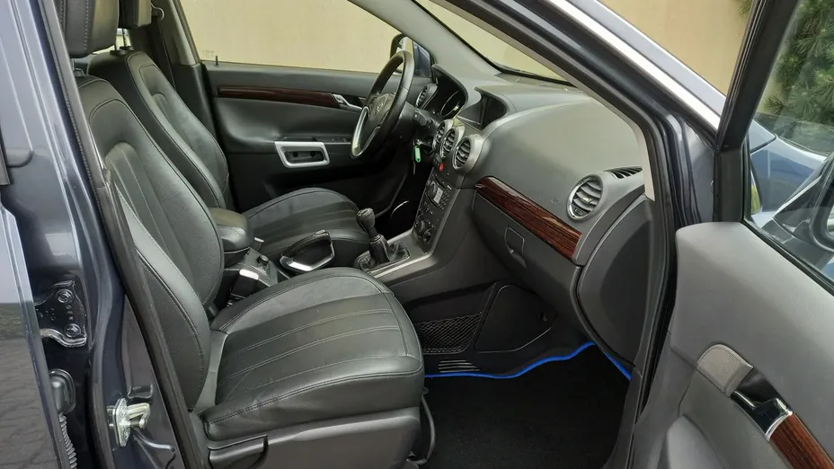 OPEL Antara -