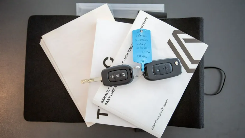 RENAULT Trafic -