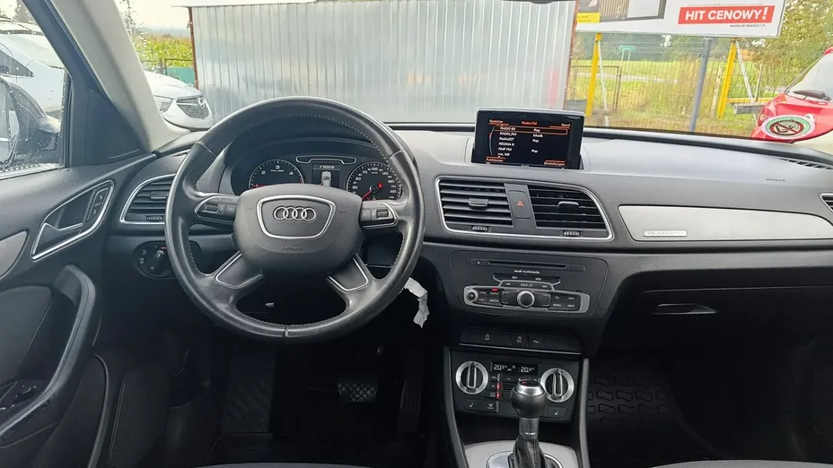 AUDI Q3 -