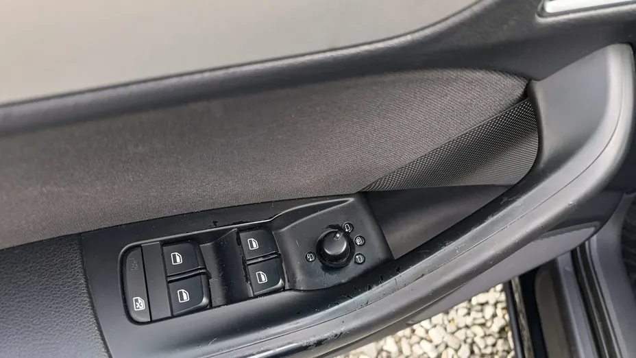 AUDI Q3 -