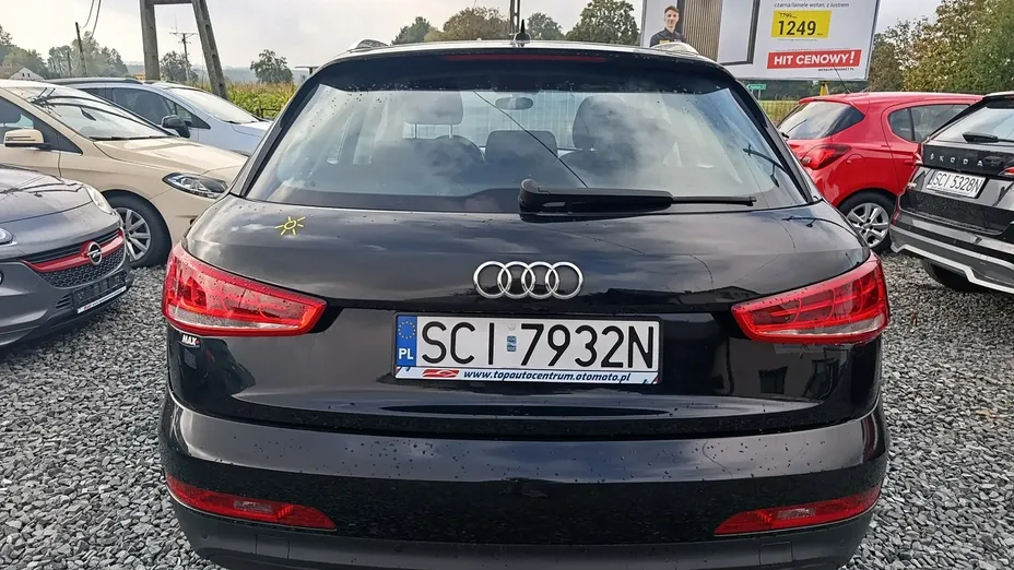 AUDI Q3 -