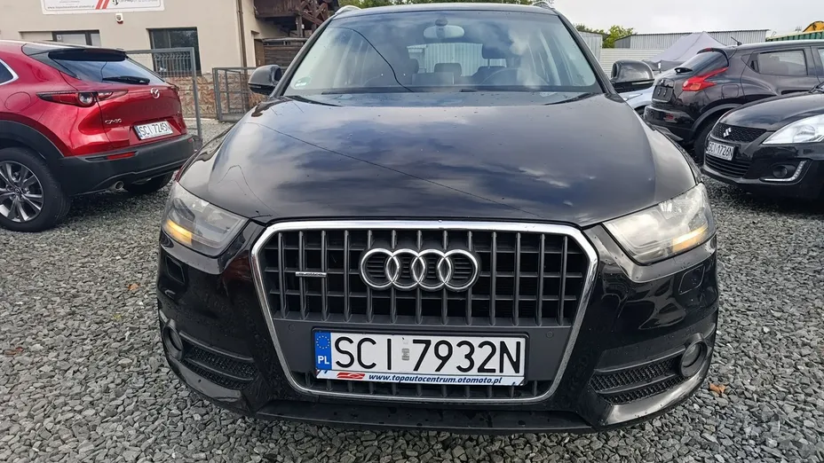 AUDI Q3 -