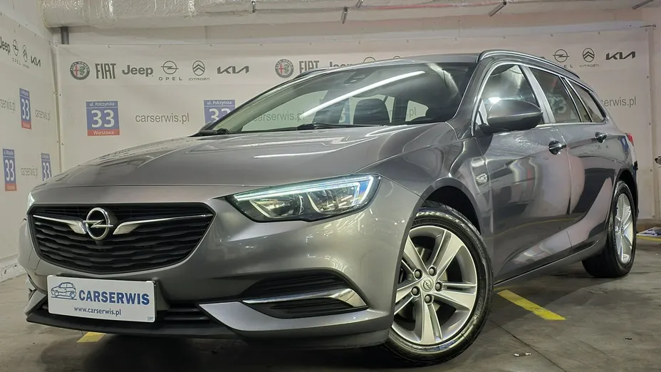 OPEL Insignia -