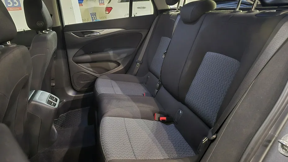 OPEL Insignia -