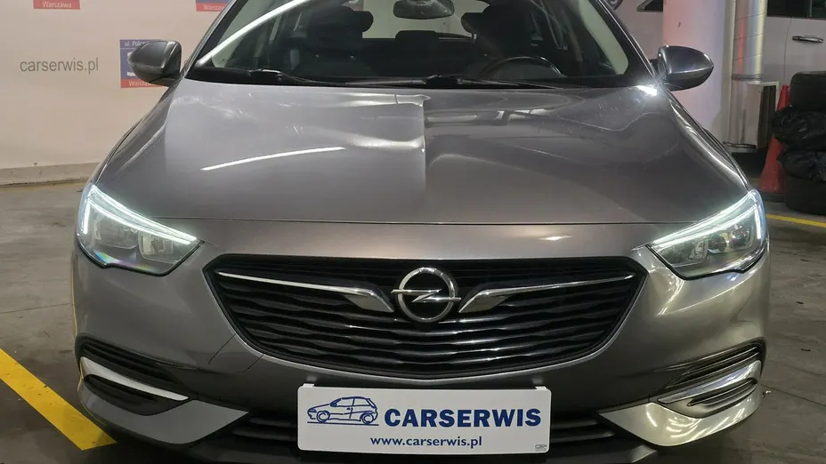 OPEL Insignia -