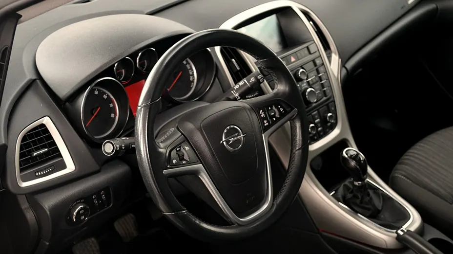 OPEL Astra -