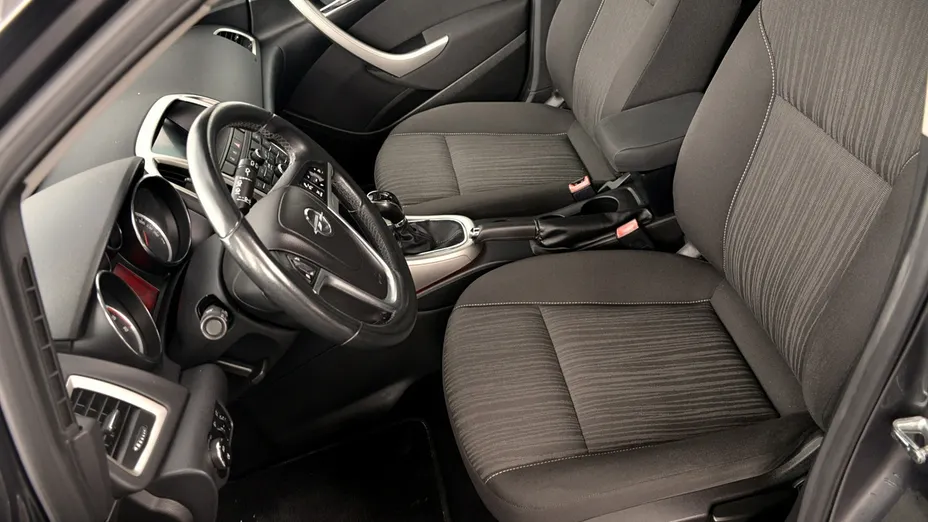 OPEL Astra -