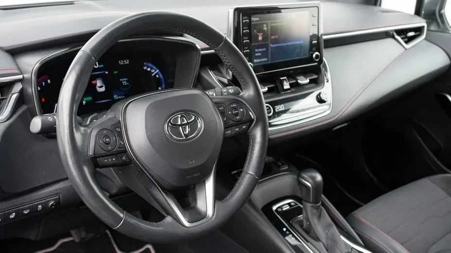 TOYOTA Corolla -