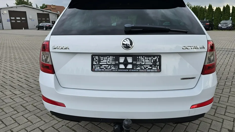 SKODA Octavia -