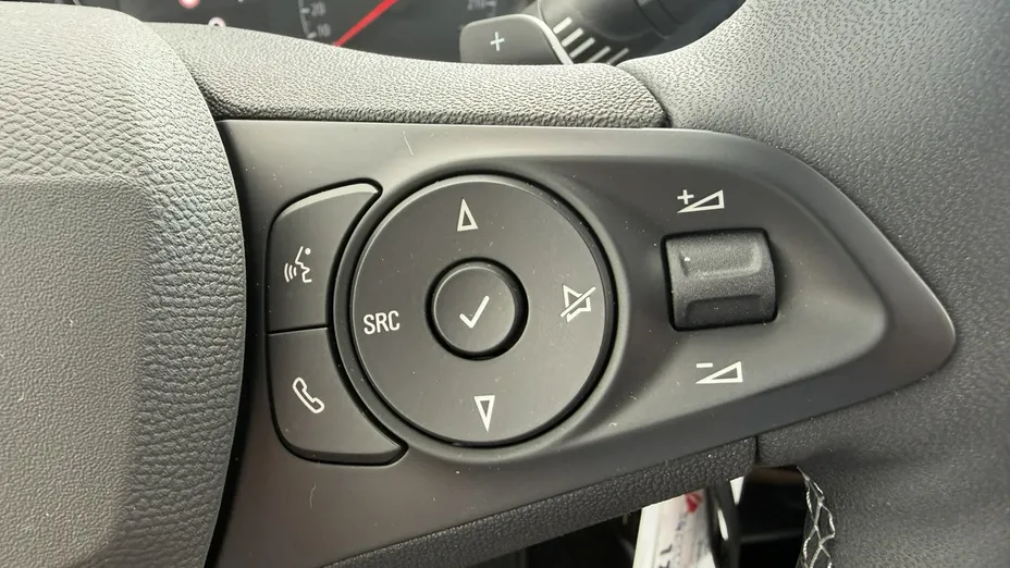 OPEL Corsa -