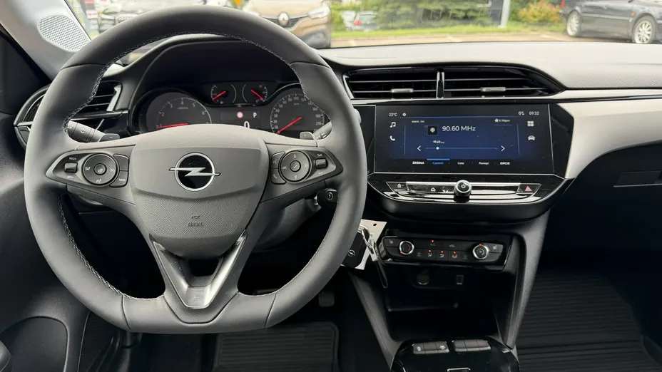 OPEL Corsa -