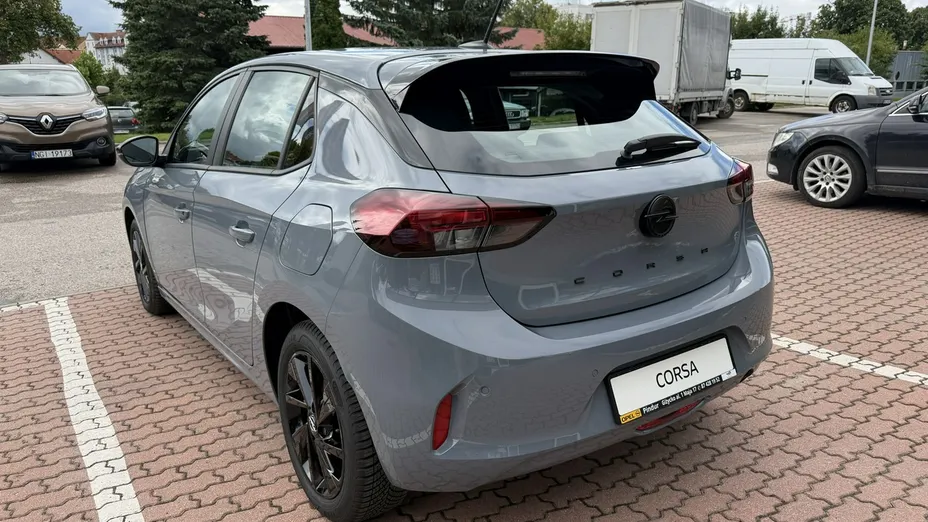OPEL Corsa -