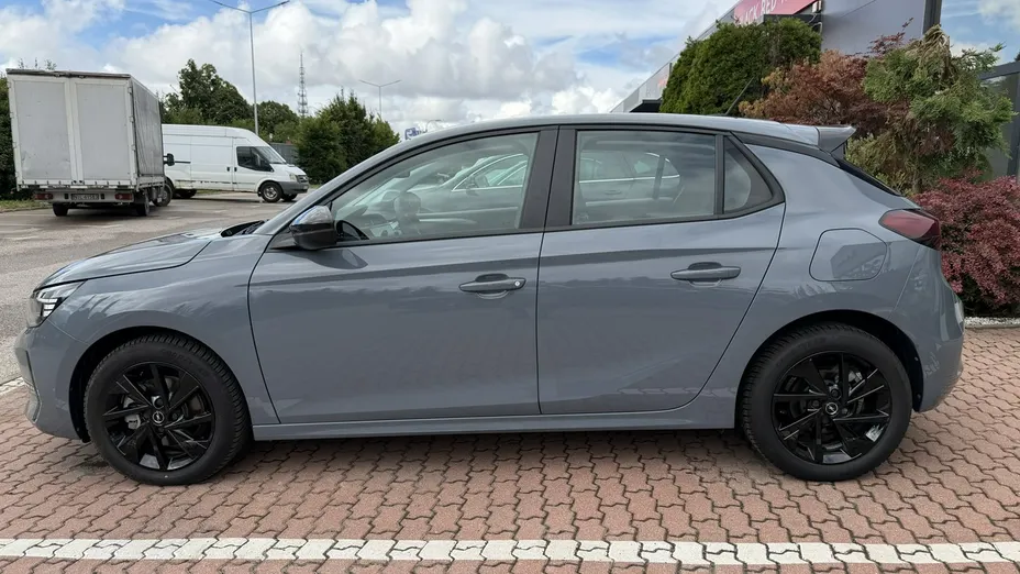 OPEL Corsa -