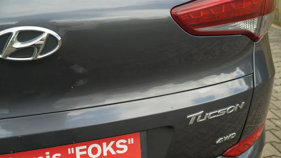 HYUNDAI Tucson -