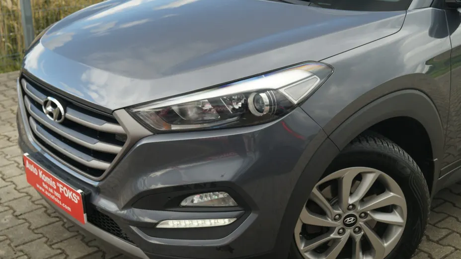 HYUNDAI Tucson -