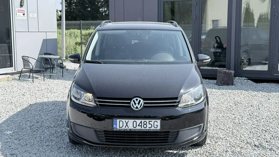 VOLKSWAGEN Touran -