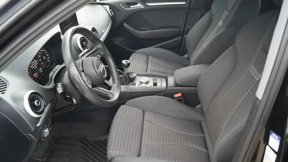 AUDI A3 -